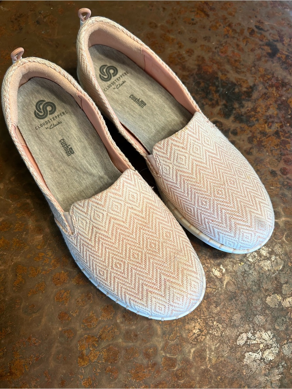 Clark’s Cloudsteppers size 8